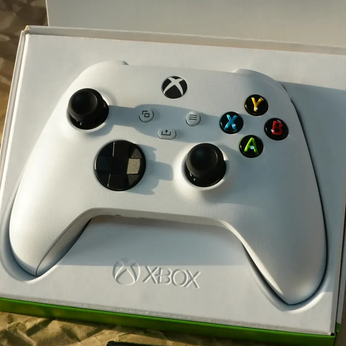 【Mac Gaming/中】Xbox 手柄開箱 cover image